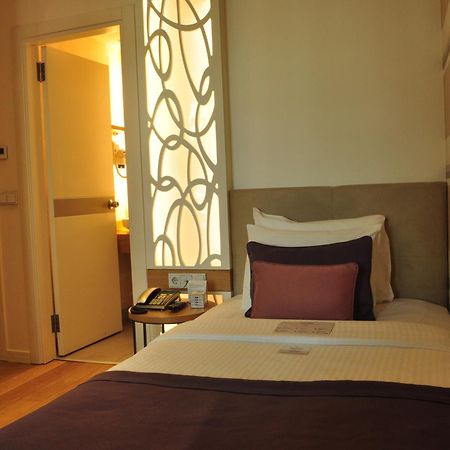 Wes Hotel Kocaeli Pokoj fotografie