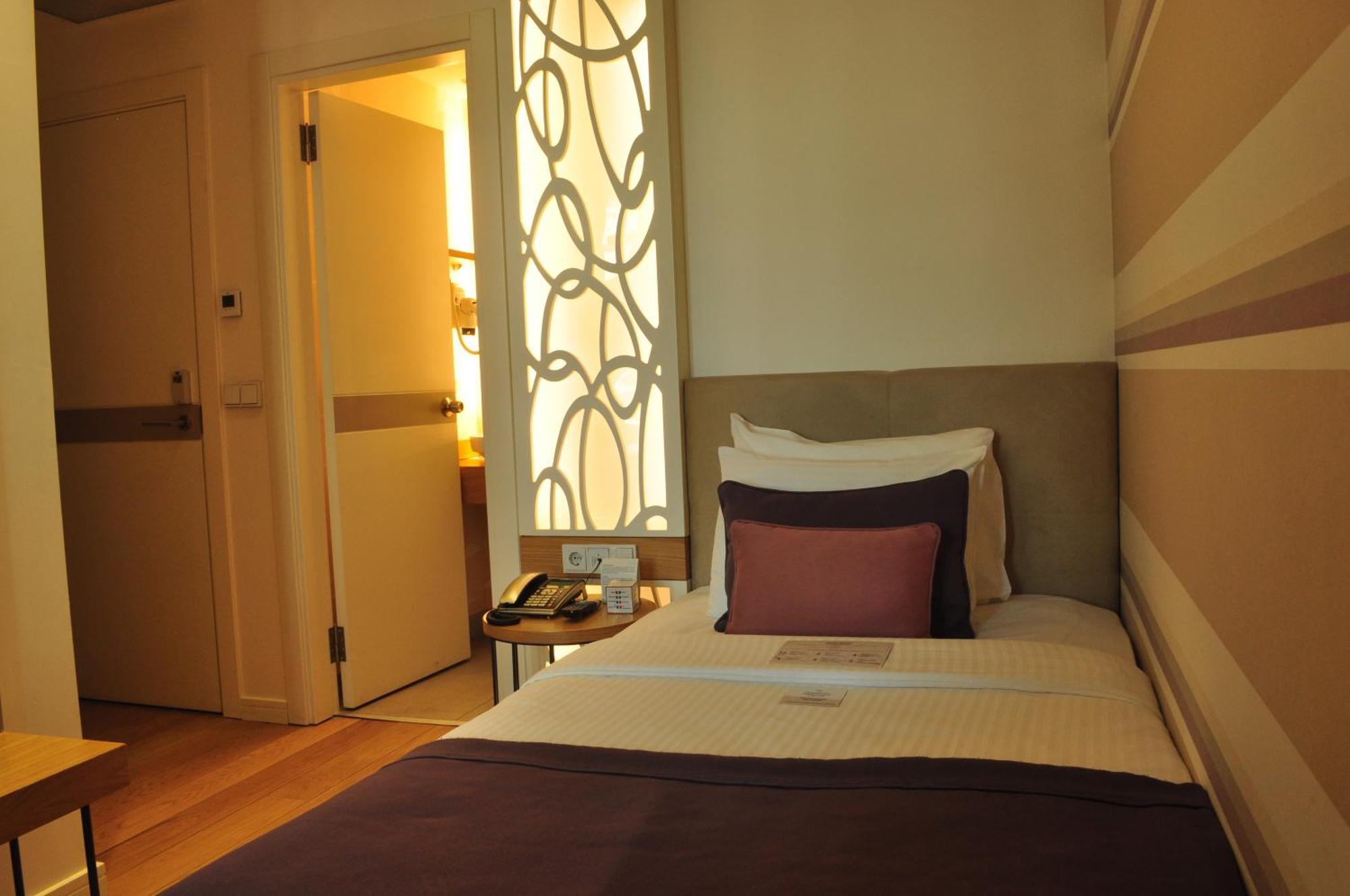 Wes Hotel Kocaeli Pokoj fotografie