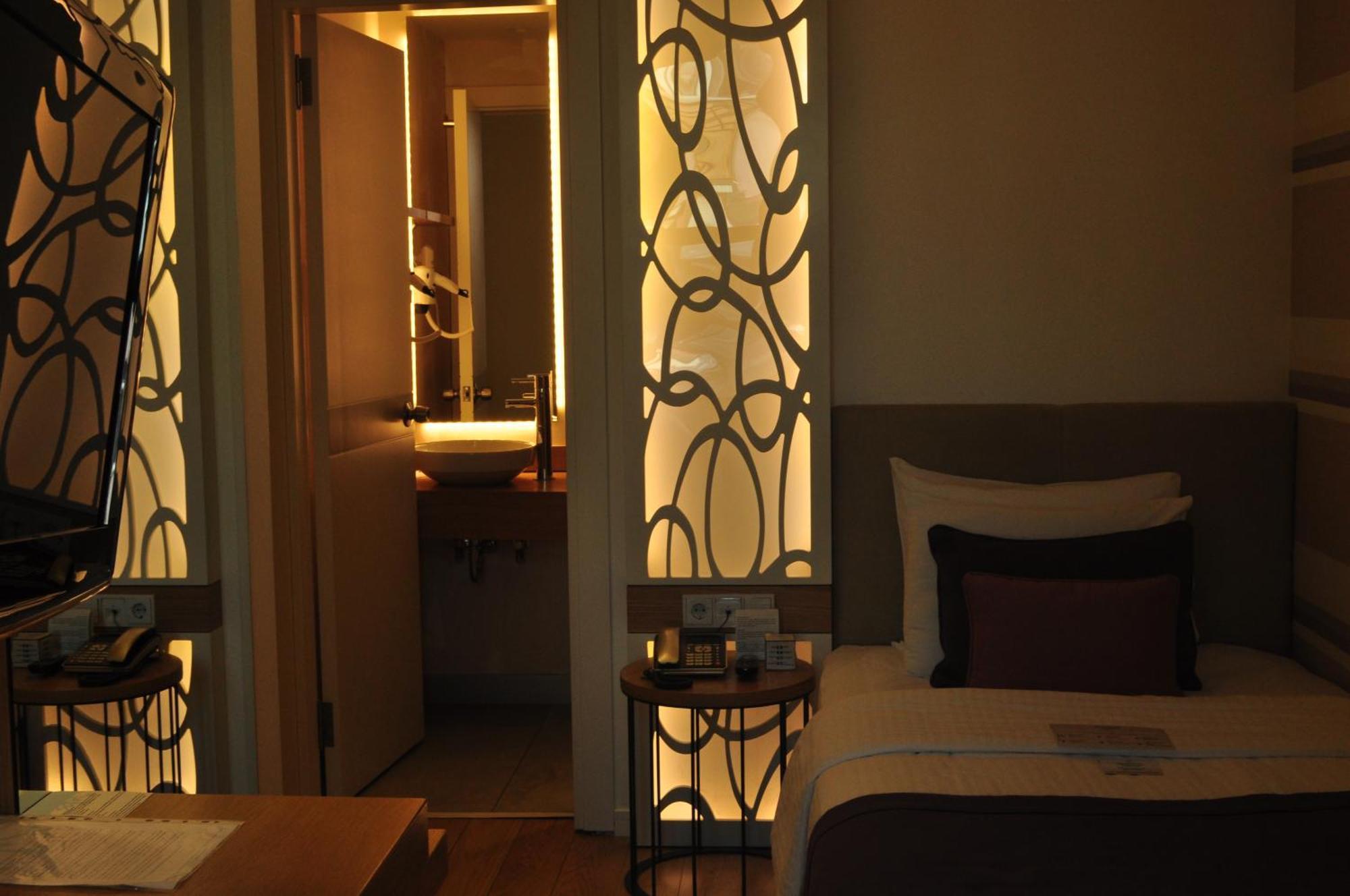 Wes Hotel Kocaeli Pokoj fotografie