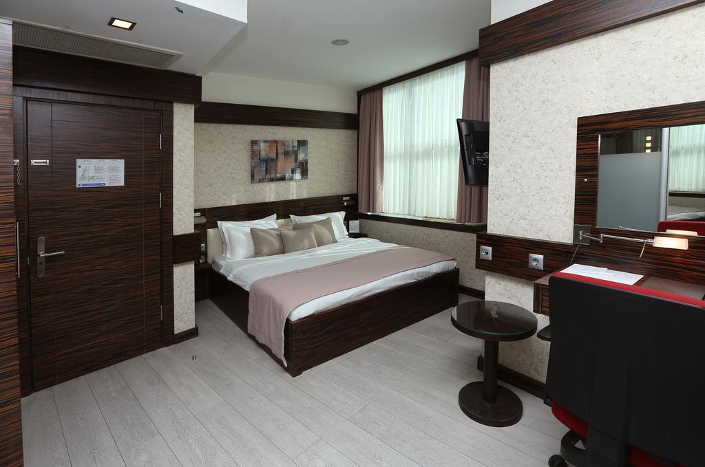 Wes Hotel Kocaeli Exteriér fotografie