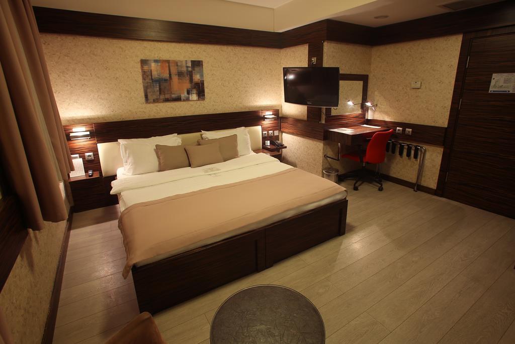 Wes Hotel Kocaeli Exteriér fotografie