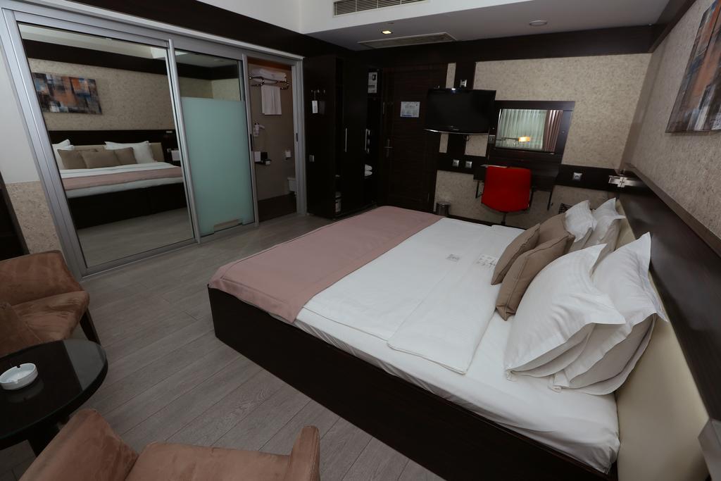 Wes Hotel Kocaeli Exteriér fotografie